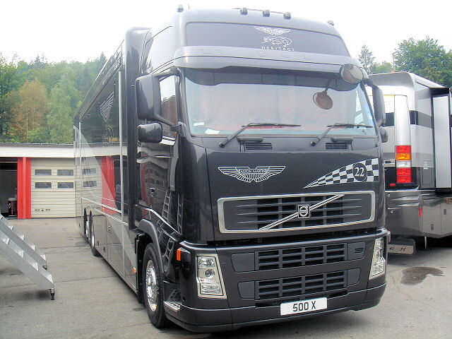 Volvo-FH12-schwarz-Strauch-130806-02.jpg