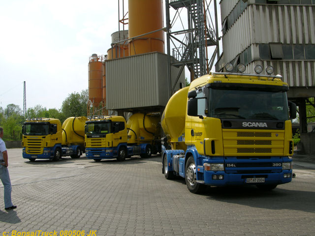 Scania-114-L-380-Anneliese-Kellers-280307-01.jpg