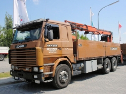 Scania-113-M-360-Rekers-Voss-171206-02