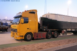 Volvo-FH16-520-gelb-110310-06