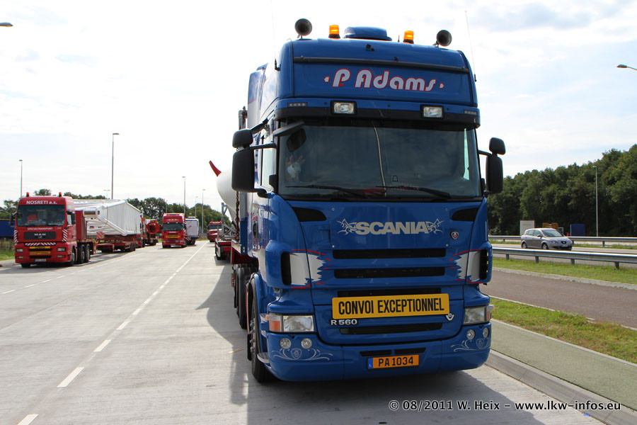 Scania-R-560-Adams-110811-04.jpg
