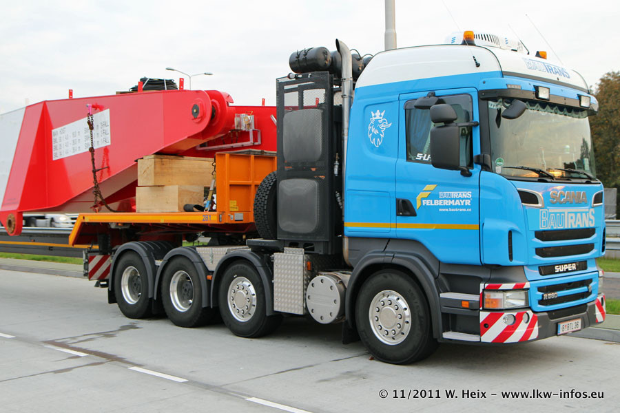 Scania-R-II-560-8136-Bautrans-021111-35.jpg