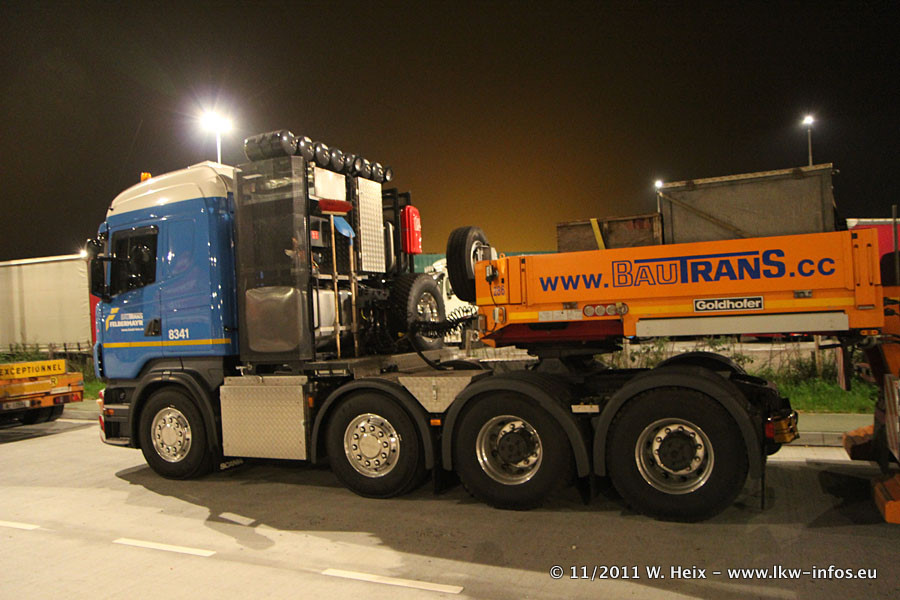 Scania-R-II-560-8341-Bautrans-031111-15.jpg