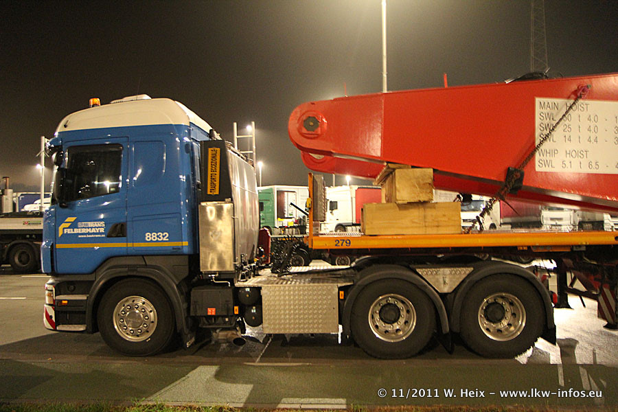 Scania-R-II-560-8832-Bautrans-021111-12.jpg