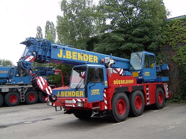 Liebherr-LTM-1040-Bender-(Kuldtzun).jpg - Oliver Kuldtzun