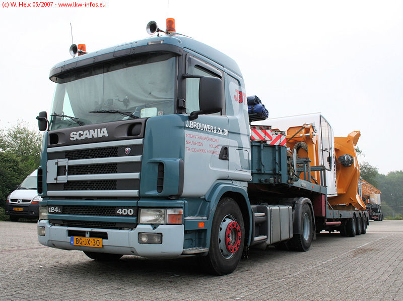 Scania-124-L-400-JBT-Brouwer-220507-07.jpg
