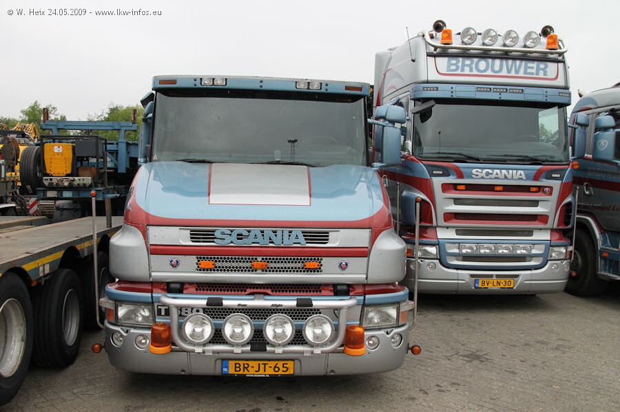 Scania-T-580-Brouwer-270609-03.jpg
