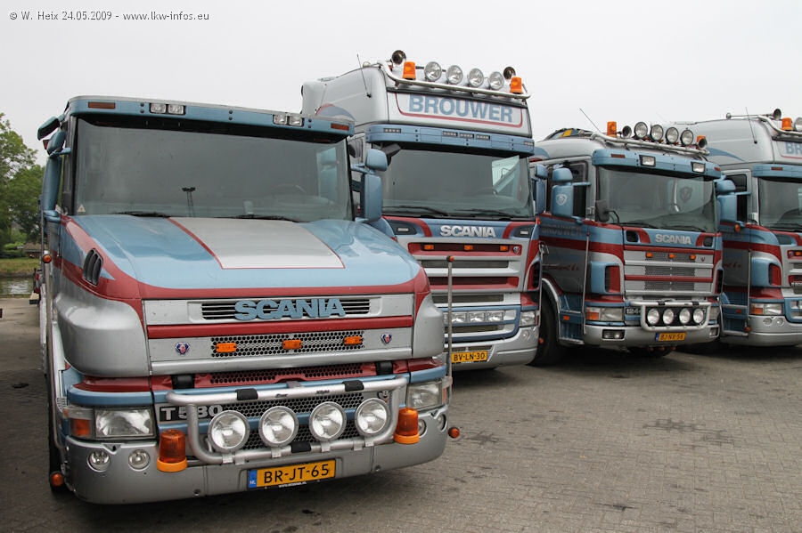 Scania-T-580-Brouwer-270609-04.jpg