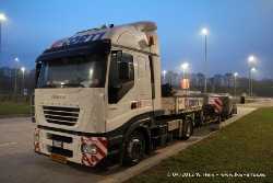Iveco-Stralis-AS-440-S-48-Corti-130412-01