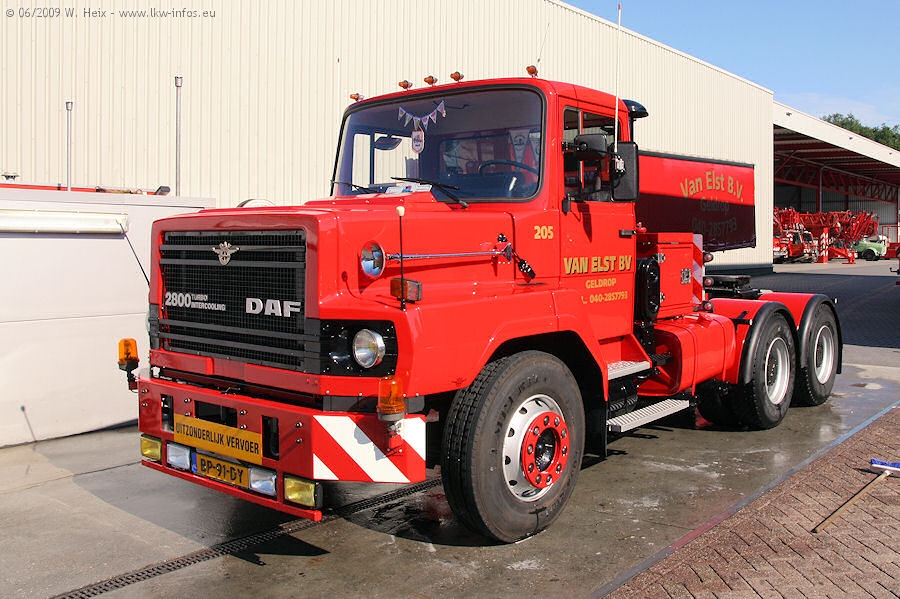 DAF-NTT-2826-DKS-495-vElst-130609-04.jpg