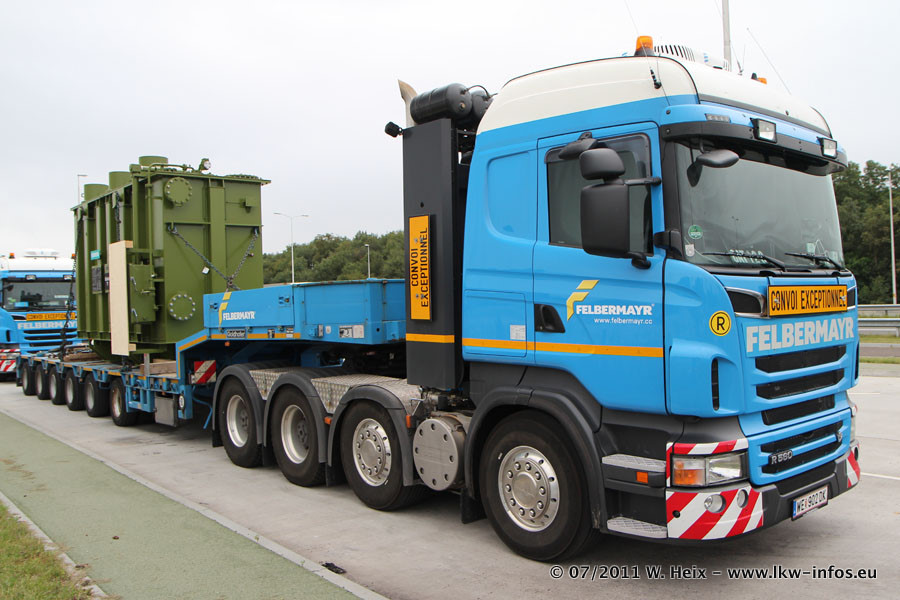 Scania-R-II-560-135-Felbermayr-230711-07.jpg