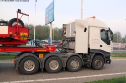 Iveco-Stralis-AS-560-KSS-150409-12