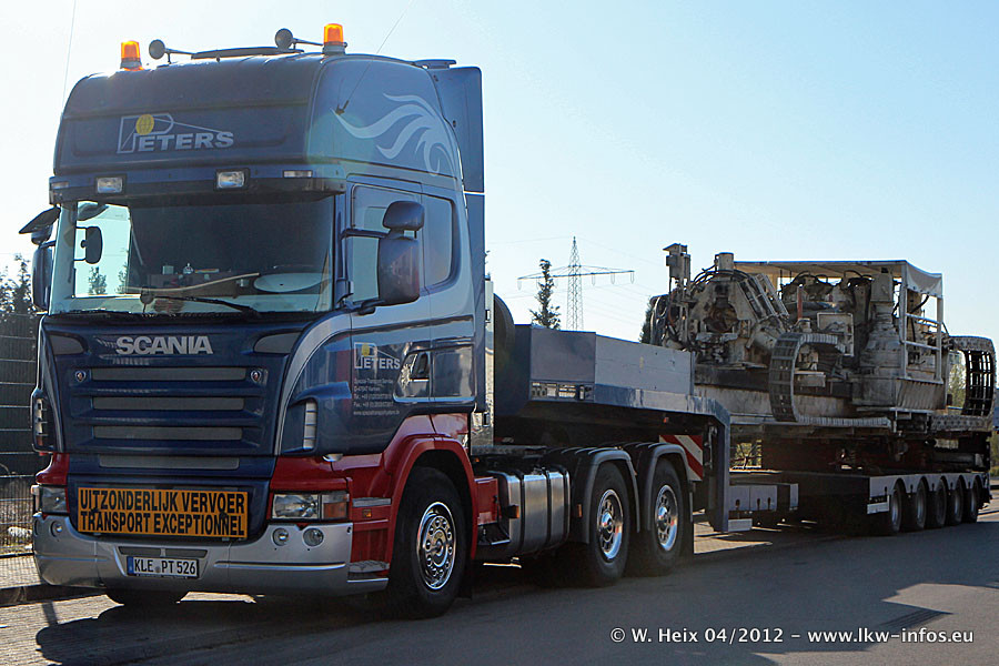 Scania-R-560-Peters-080412-02.jpg