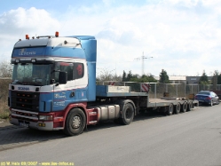 Scania-144-L-530-Peters-100307-03
