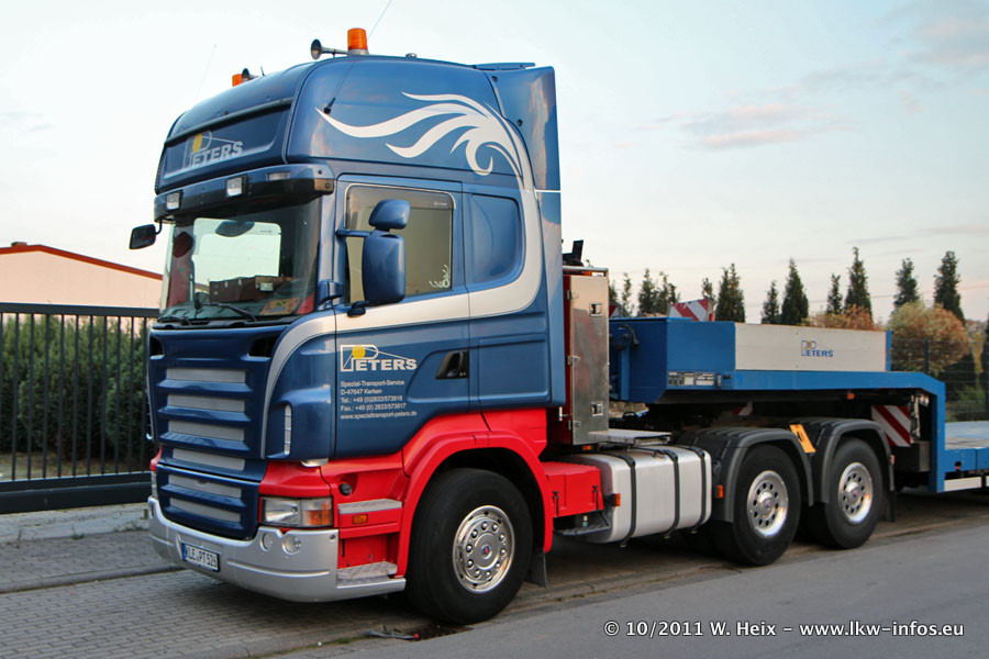 Scania-R-560-Peters-301011-001.jpg