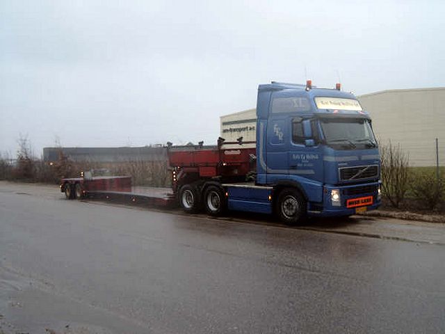 Volvo-FH12-Rahbek-Madsen-180405-01.jpg - M. Madsen