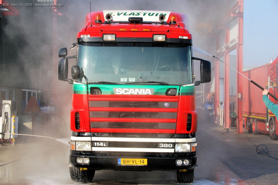 Scania-114-L-380-Vlastuin-070309-06.jpg