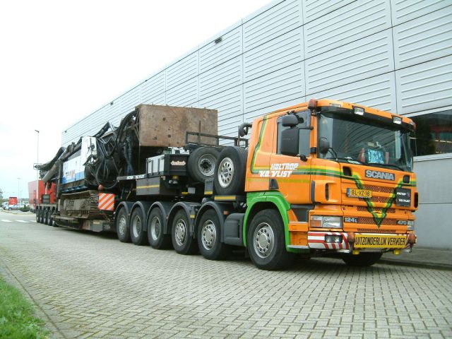 Scania-124-L-470-6a-Vlist-vMelzen-240905-02.jpg - Henk van Melzen