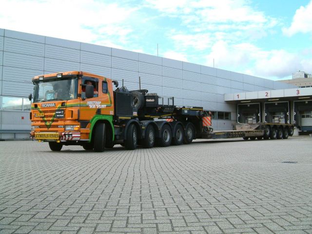 Scania-124-L-470-6a-vdVlist-vMelzen-050905-02.jpg - Henk van Melzen