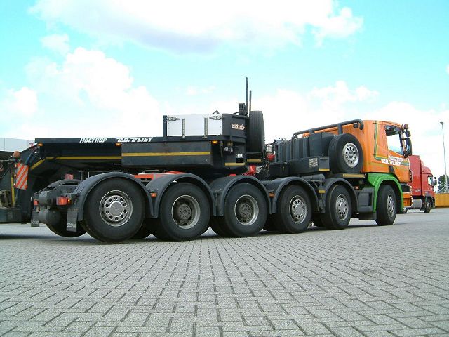 Scania-124-L-470-6a-vdVlist-vMelzen-050905-08.jpg - Henk van Melzen