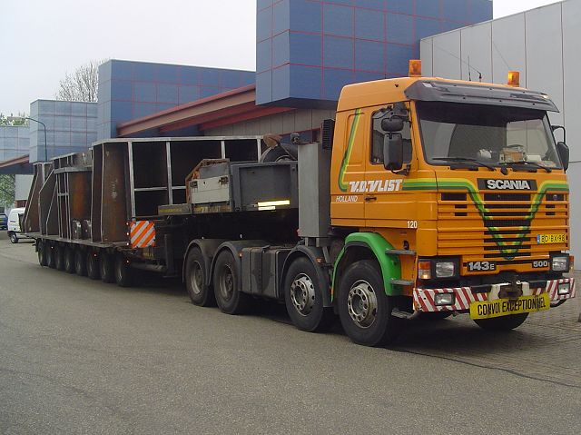 Scania-143-E-500-vdVlist-deKoning-020505-01.jpg - Bert de Koning