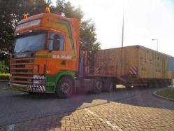 Scania-124-L-420-vdVlist-Bursch-070606-07