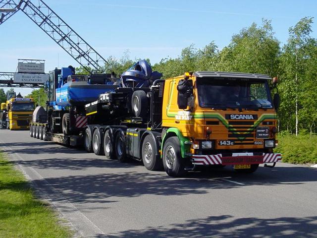 Scania-143-E-500-vdVlist-vUrk-220504-1.jpg