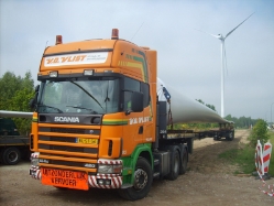 Scania-124-G-420-Vlist-Rouwet-220810-01