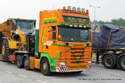 Scania-124-L-420-Slik-vdVlist-100511-03