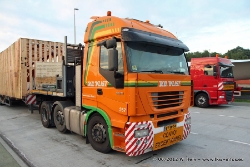 Iveco-Stralis-AS-267-vdVlist-270612-01