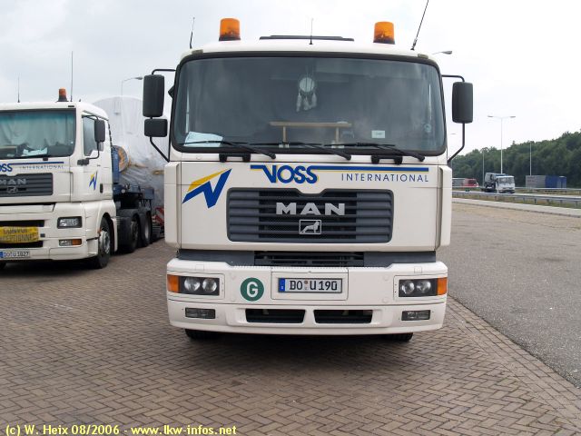 MAN-F2000-Evo-Voss-040806-10.jpg