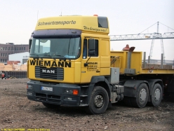 MAN-F2000-Evo-26464-Wiemann-250408-01