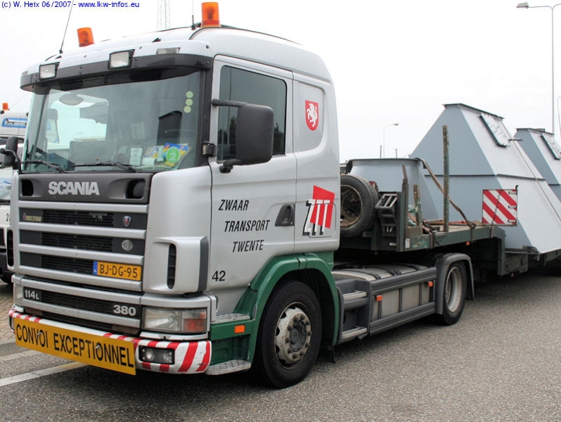 Scania-114-L-380-ZTT-Twente-150607-01.jpg