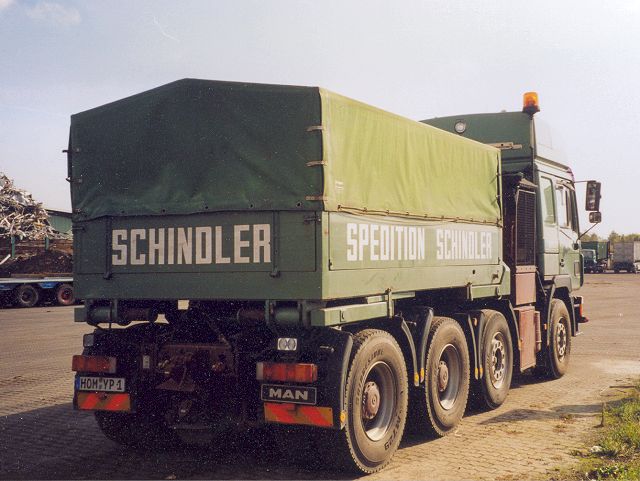 MAN-F2000-Evo-41604-Schindler-Schlachter-Senzig-060405-07.jpg