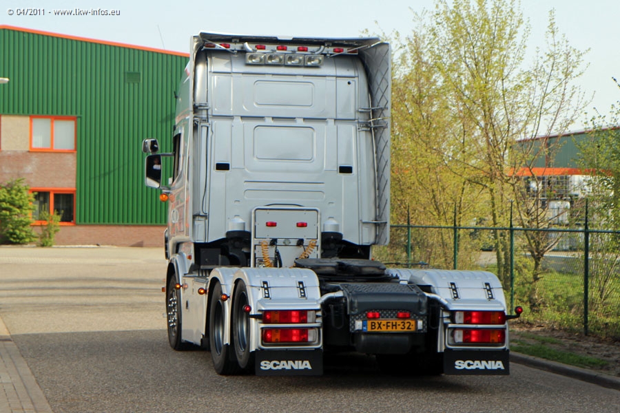 12e-Truckrun-Horst-100411-0395.JPG