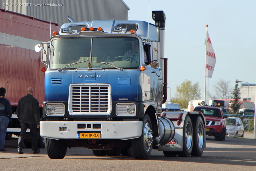 12e-Truckrun-Horst-100411-0485.JPG