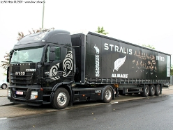 Iveco-Stralis-AS-440-S-45-UL-06719-270507-08