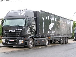 Iveco-Stralis-AS-440-S-45-UL-06740-270507-05