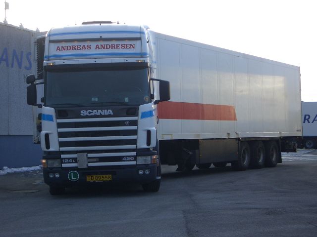 Scania-124-L-420-Andresen-Stober-260406-40.jpg