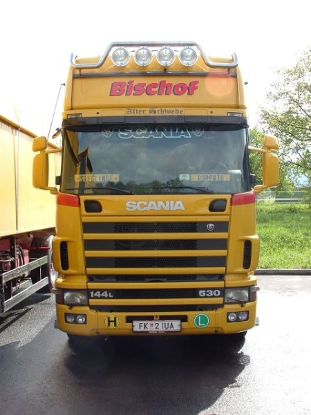 Scania-144-L-530-Bischof-Ben-170505-04-H.jpg - Ben