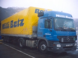 MB-Actros-1844-MP2-Betz-Pike-170505-01