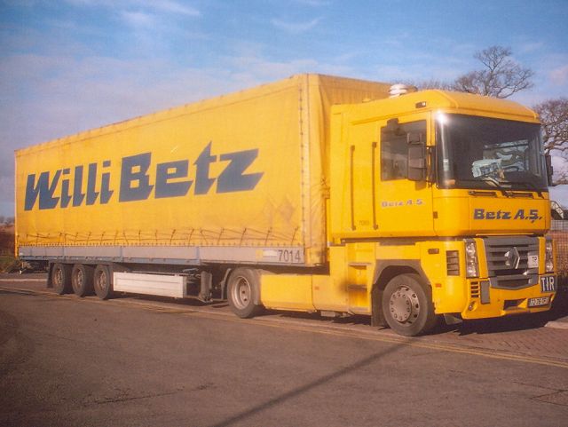 Renault-Magnum-Betz-Pike-170505-01.jpg - Nigel Pike