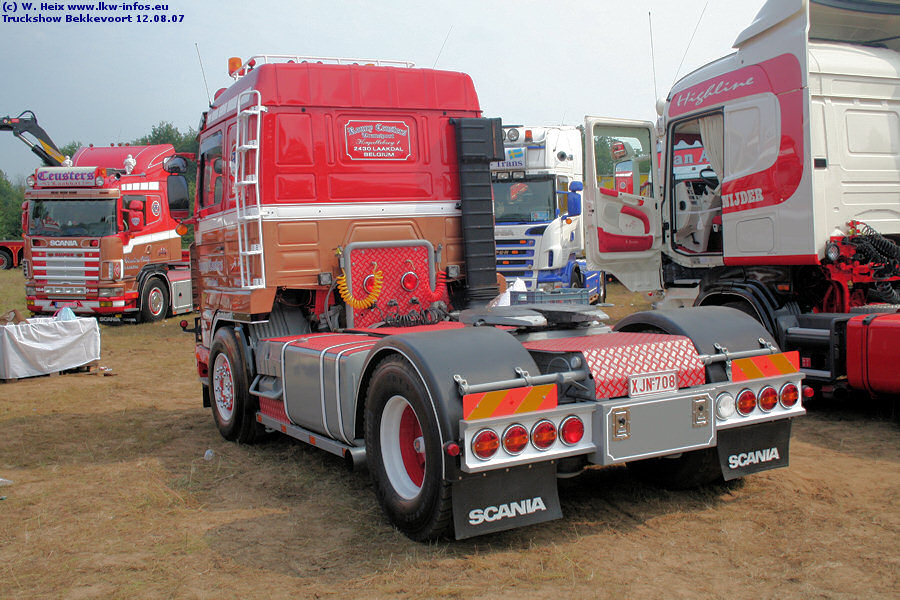 Scania-143-Ceusters-130807-05.jpg