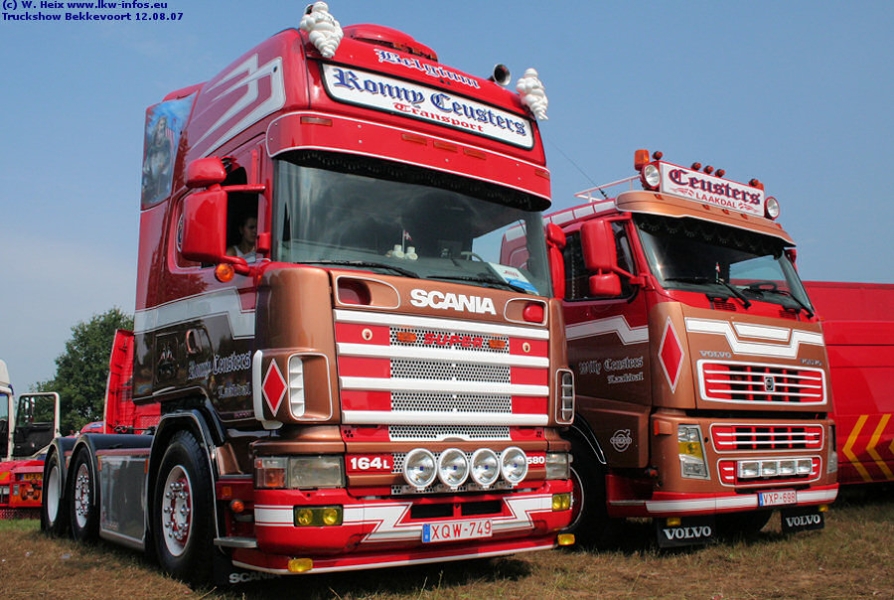 Scania-164-L-580-Ceusters-130807-02.jpg
