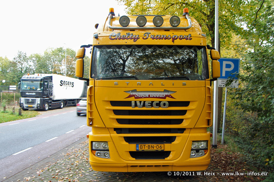 Iveco-Stralis-AS-II-440-S-45-Chelty-301011-03.jpg