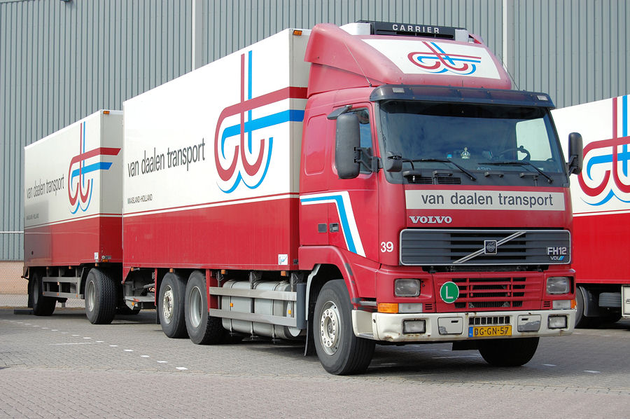 Volvo-FH12-vDaalen-vMelzen-0704ß7-01.jpg - Henk van Melzen