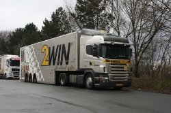 Scania-R-420-Emons-Group-Bornscheuer-061010-01