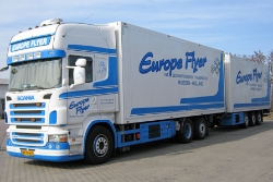 Scania-R-500-Europe-Flyer-Wenke-220310-02
