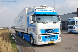 Volvo-FH-480-Europe-Flyer-070309-05