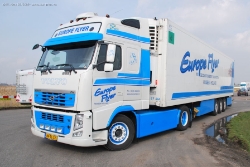 Volvo-FH-480-Europe-Flyer-070309-08